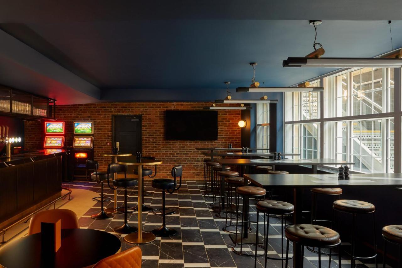 Hotel Indigo - Exeter By Ihg Exteriör bild